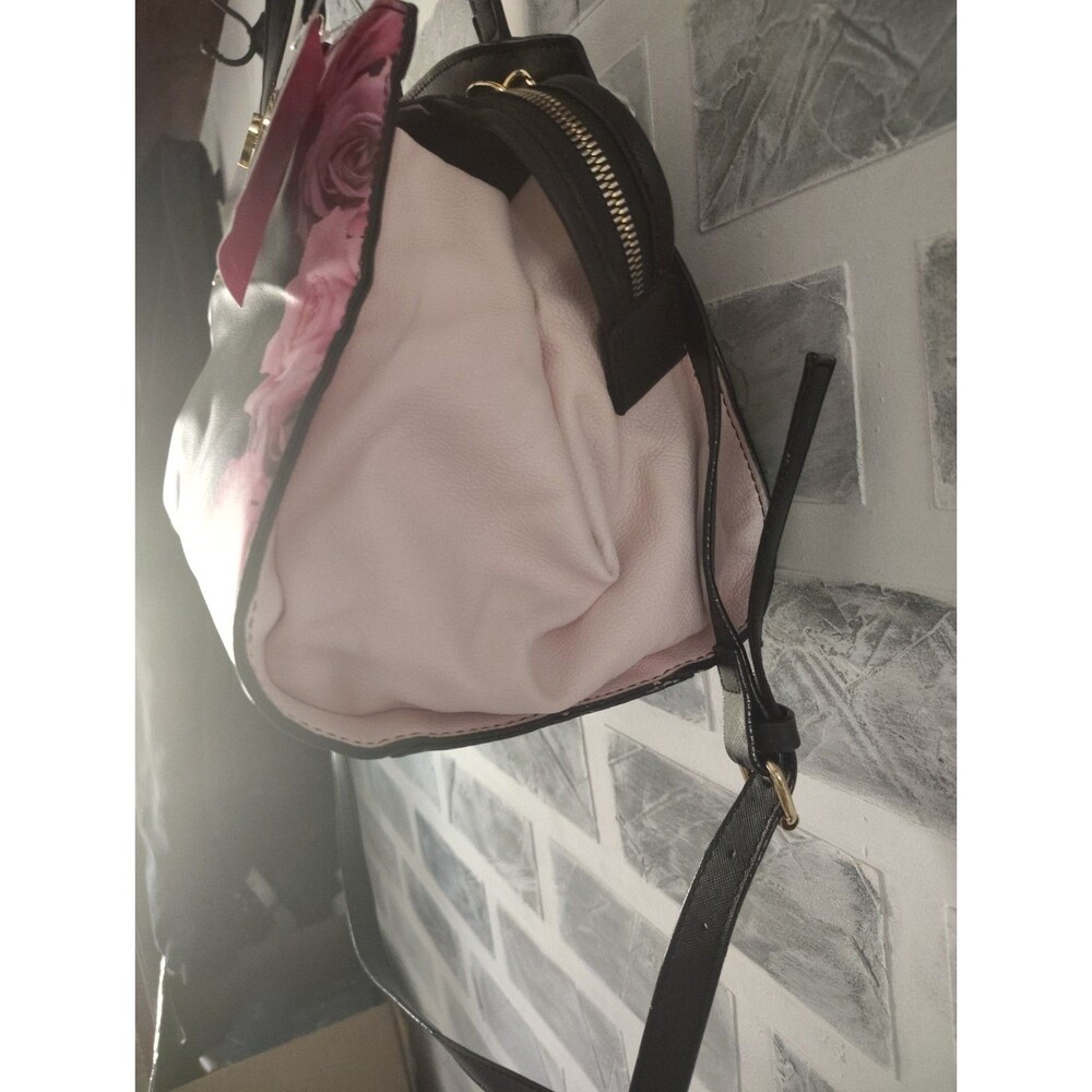 New Betsy Johnson Satchel Purse in Black with Varied Pink Roses Cottage Core Y2K - Picture 7 of 15